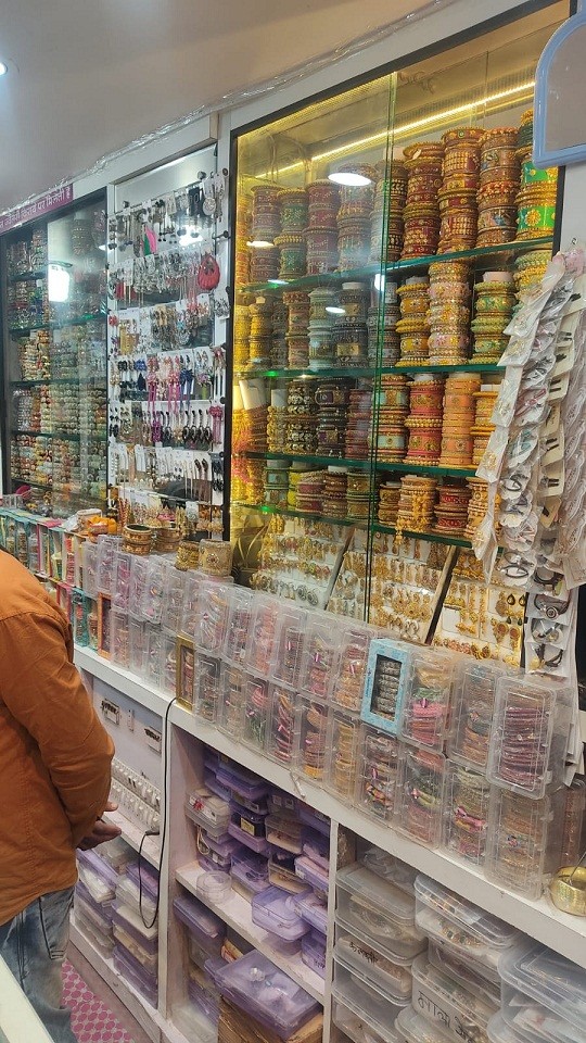 MAHIMA BANGLE STORE 