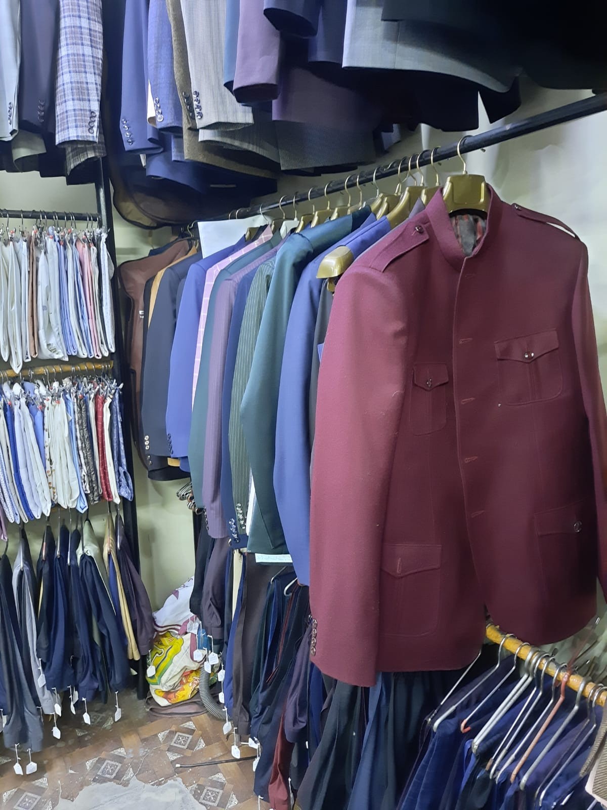 THE SEVEN ART TAILOR 